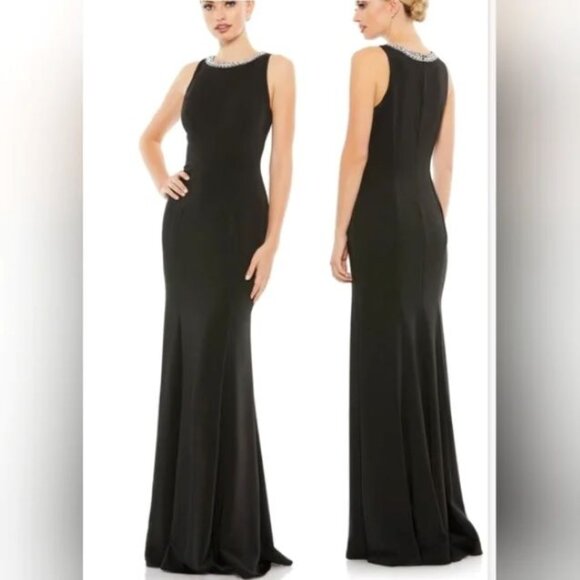 Mac Duggal Dresses & Skirts - NWT Mac Duggal Embellished Neck Trumpet Gown 49093
